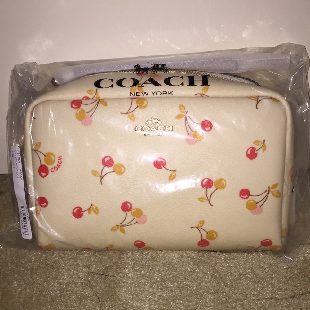 Coach cosmetic case